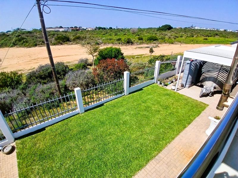 3 Bedroom Property for Sale in Stilbaai Wes Western Cape